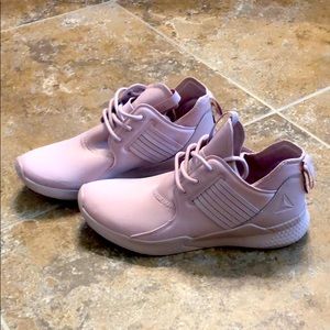 Reebok Guresu 1.0 size 8.5 women’s